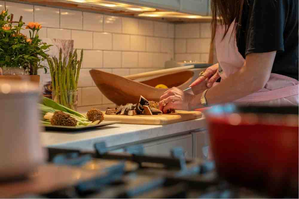 cooking food independently